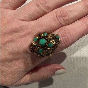 Elegant Gold and Green Statement Ring